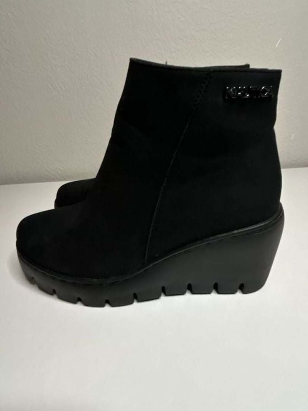 Nautica Laurette Black Wedge Ankle Boots Size 5.5
